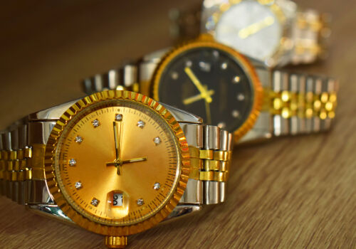 Prețul record al aurului alimentează prăbușirea ceasurilor de epocă