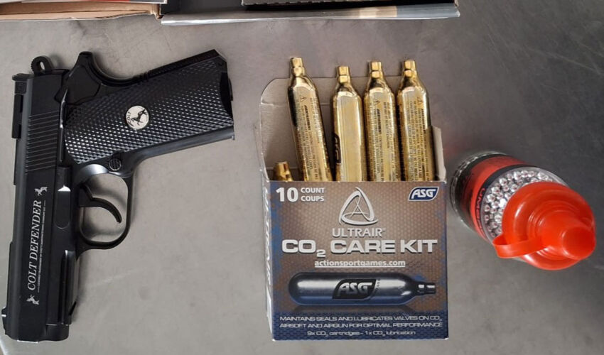 arms smuggling