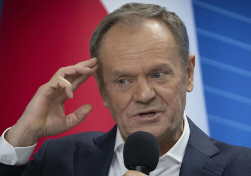 Polonia intenționează să cumpere o bancă de stat din Ucraina