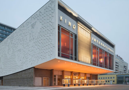 15 milioane de euro pentru moștenirea RDG: renaște Kino International din Berlin 15 milioane de euro pentru moștenirea RDG: renaște Kino International din Berlin