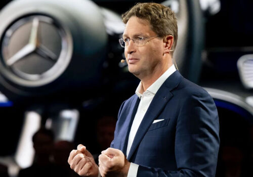 Mercedes-Benz și VW se gândesc la industria de apărare