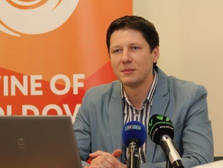 Mileştii Mici построит кемпинг