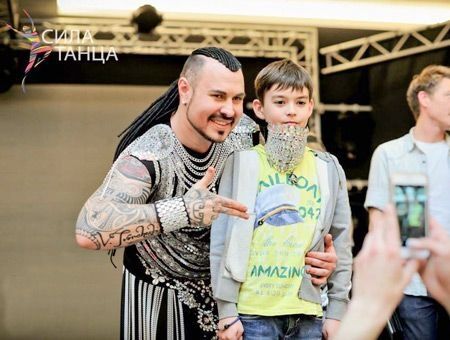 В танце — наша сила! В танце — наша сила!