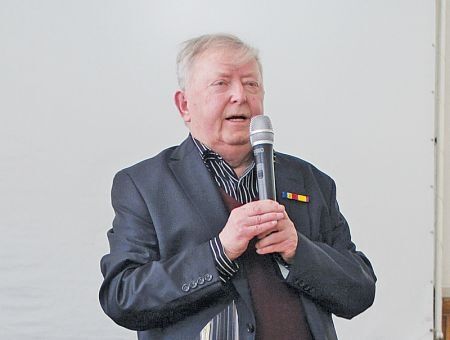 Сергей Евстратьев: «Мир спасет юмор» Сергей Евстратьев: «Мир спасет юмор»