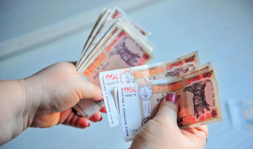 CNAS a început plata pensiilor pentru luna ianuarie