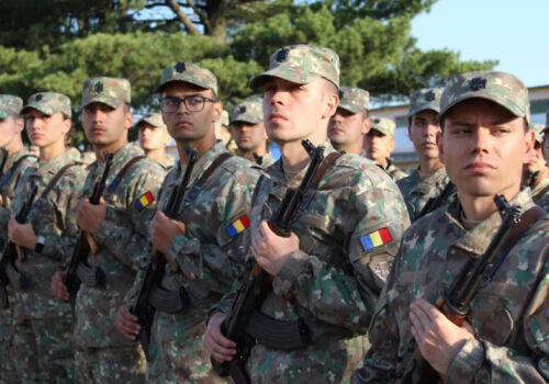 Румыния предлагает гражданам заработать за счет военной подготовки