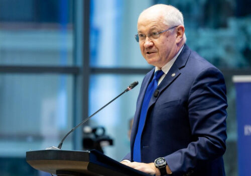 În locul celor 30 de zile de urgență rămase, Cabinetul propune 60 de zile de pregătire sporită