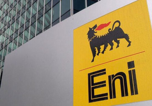 Итальянская Eni хочет привлечь €1 млрд в LNG-проекты на фоне роста спроса на газ в Европе