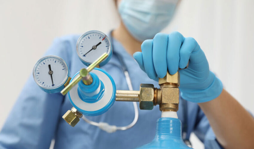 A new medical gas system costing 1.1 million lei was installed for patients at the Institute of Oncology surgery