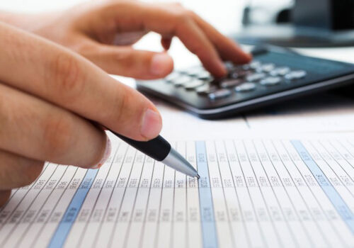 Achizițiile publice vor fi reduse cu cel puțin 10% Achizițiile publice vor fi reduse cu cel puțin 10%