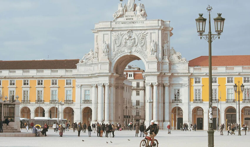 Lisbon tops the ranking of the best cities for expats Lisbon