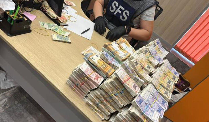Обнаружена схема по отмыванию более 10 млн леев конфискованная наличность