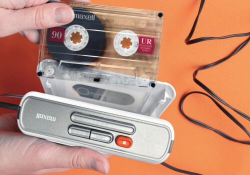 Înapoi în anii ’80: Maxell relansează casetofonul Bluetooth Înapoi în anii ’80: Maxell relansează casetofonul Bluetooth