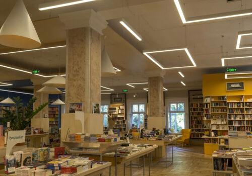 Contribuția moldovenească la Starbucks și Burger King