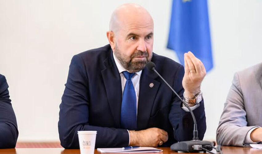 Владимир Боля