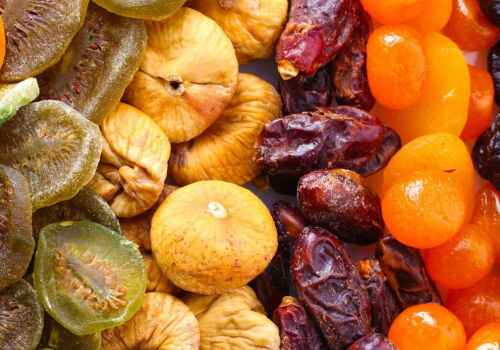 ANSA a returnat expeditorului un lot mare de fructe uscate mucegăite