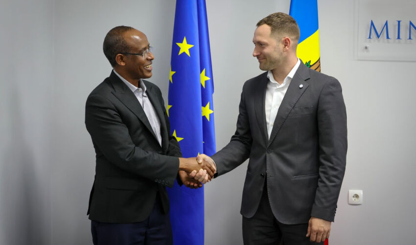 Banca Mondială va contribui la crearea „Scutului Verde al Moldovei” Fisseha Tessema și Gheorghe Hajder