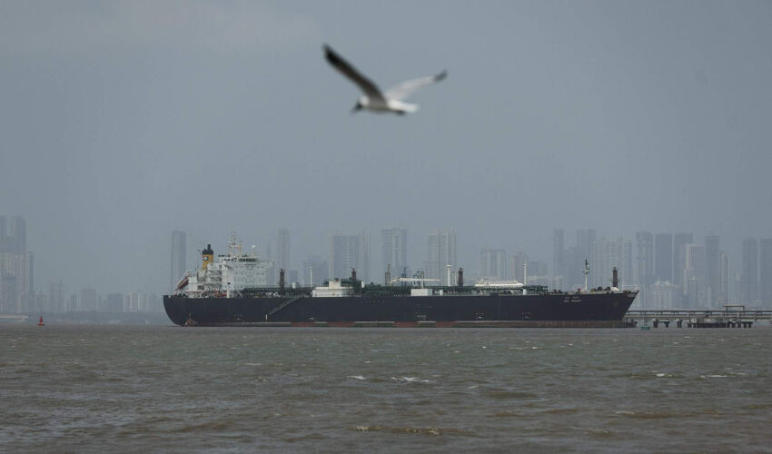 Ормузский пролив