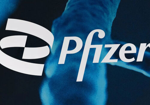 Pfizer продолжает запуск лекарств в России вопреки ограничениям Pfizer продолжает запуск лекарств в России вопреки ограничениям