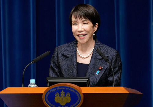 Япония следующей выпустит нефть из госрезерва