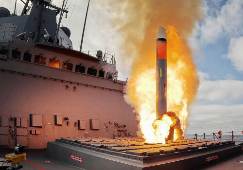 Marina Militară a SUA a încheiat un contract record în valoare de 22,9 miliarde de dolari pentru producția rachetelor Tomahawk Marina Militară a SUA a încheiat un contract record în valoare de 22,9 miliarde de dolari pentru producția rachetelor Tomahawk