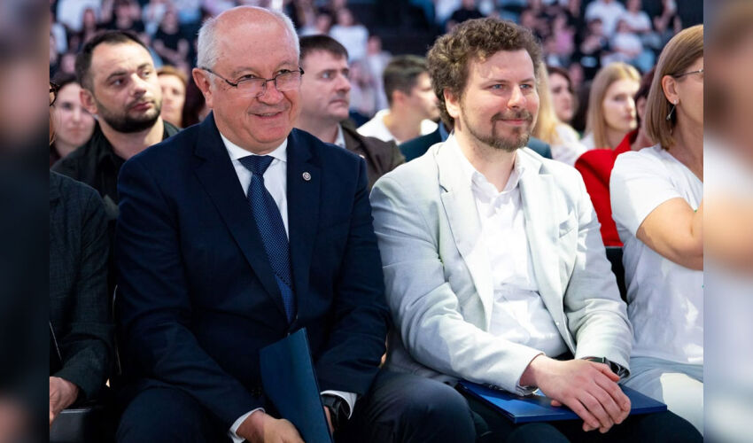 Perchun Remains Minister Alexandru Munteanu and Dan Perciun