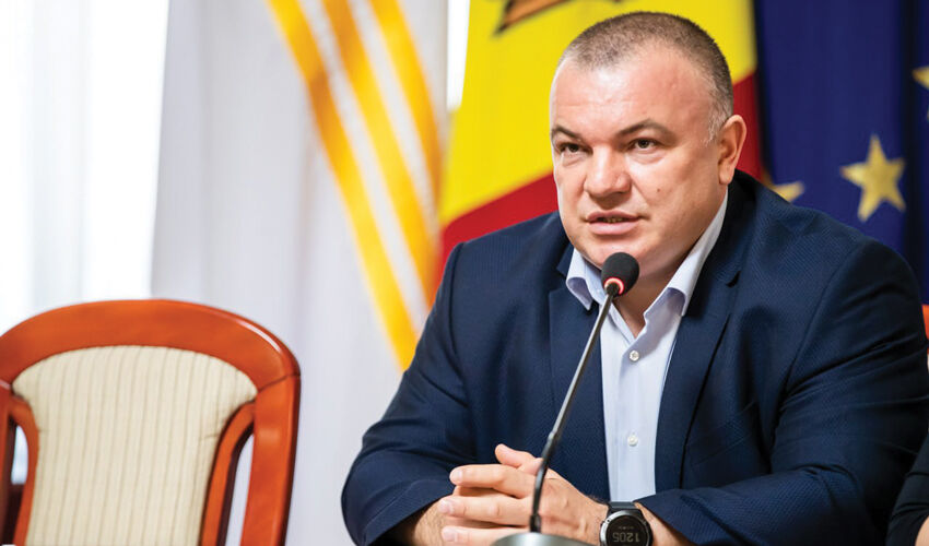 Salariile profesorilor din capitală „au oscilat” din cauza disputelor din consiliul municipal Salariile profesorilor din capitală „au oscilat” din cauza disputelor din consiliul municipal