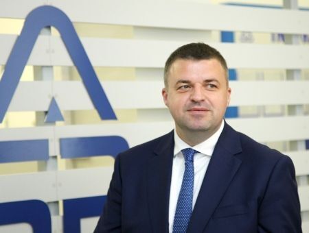 Отставки продолжаются Отставки продолжаются