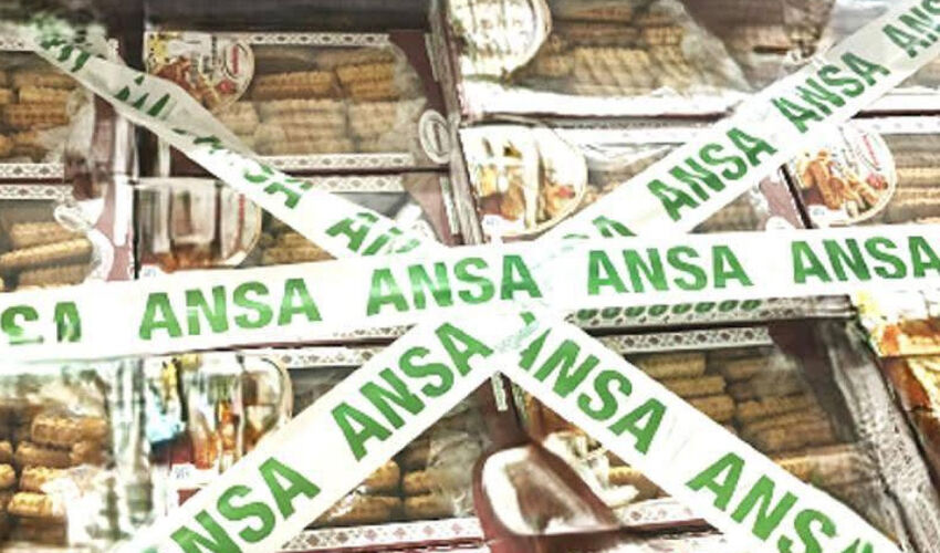 Un nou lot de biscuiți de calitate inferioară nu a fost autorizat pentru vânzare biscuiți confiscați