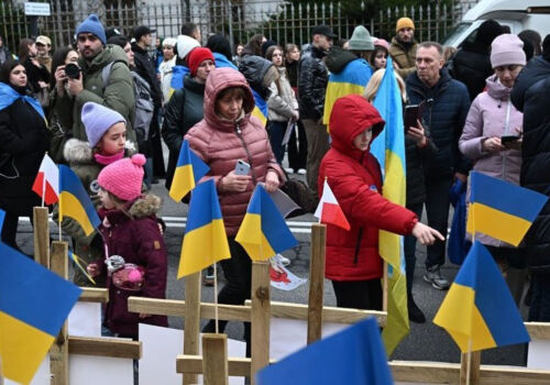 Polonia anulează statutul special pentru refugiații ucraineni Polonia anulează statutul special pentru refugiații ucraineni