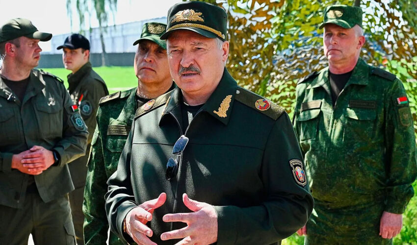 Lukashenko offered a meeting to Zelensky