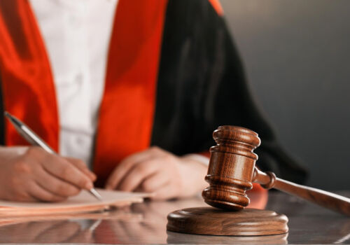 Record de reclamații ale consumatorilor: Vânzătorul canadian soluționează litigiul în 12 minute