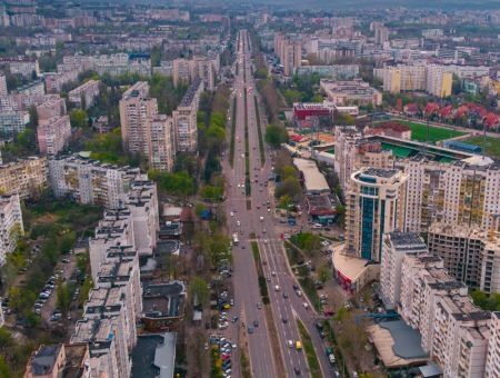 Кишинев в географическом разрезе Кишинев в географическом разрезе