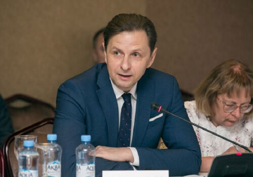 Кульминский: США возобновят выдачу иммиграционных виз после пересмотра критериев