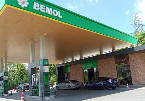 Criza nu a dispărut. Dar autoritățile au încercat cel puțin