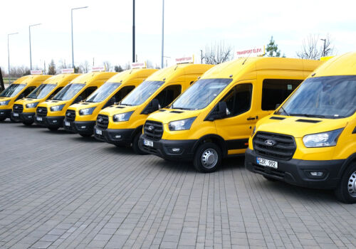 Profesorii din școlile reorganizate vor beneficia de transport gratuit până la noul loc de muncă Profesorii din școlile reorganizate vor beneficia de transport gratuit până la noul loc de muncă
