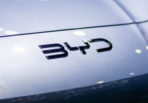 Statele Unite au inclus Alibaba, BYD și Baidu pe „lista neagră”