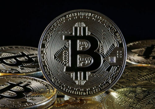 Bitcoin ar putea scădea cu încă 30 de procente