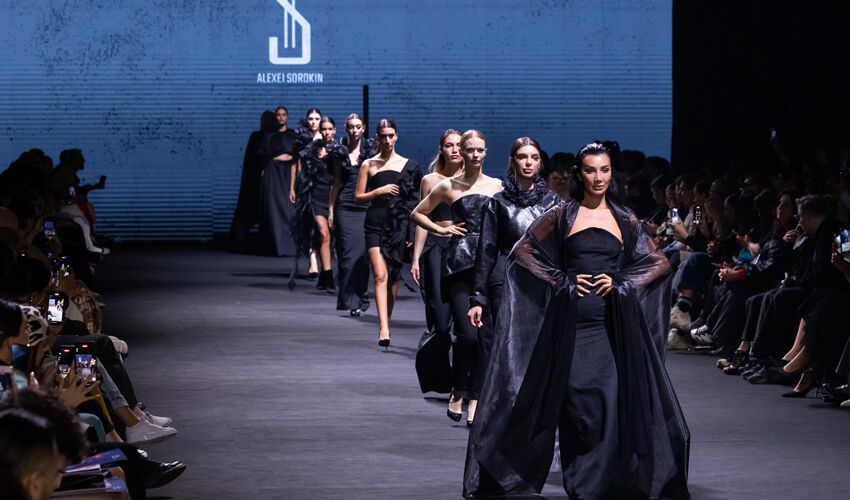 Alexey Sorochin și-a făcut debutul la Yerevan Fashion Week Alexey Sorochin și-a făcut debutul la Yerevan Fashion Week