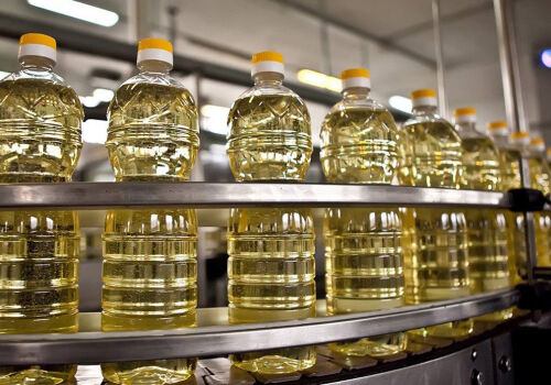 Exporturile de ulei de floarea-soarelui din Moldova: scădere bruscă în martie. Se termină resursele?