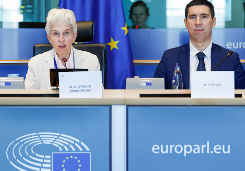 Moldova va primi de la UE 120 de milioane de euro pentru consolidarea potențialului de apărare Moldova va primi de la UE 120 de milioane de euro pentru consolidarea potențialului de apărare