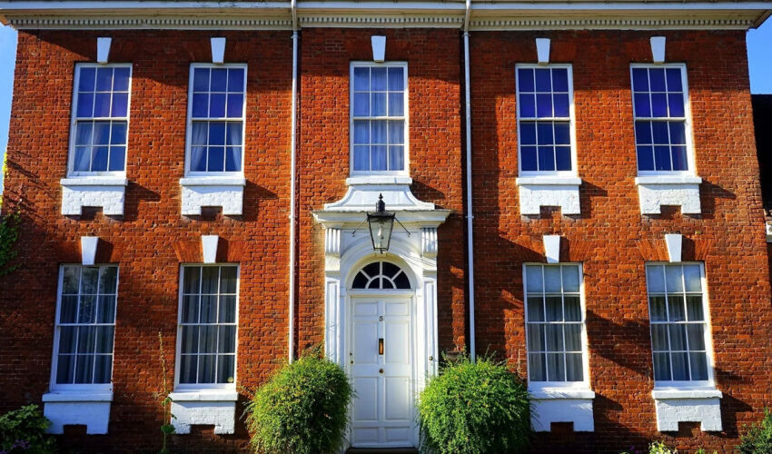 An old house in England