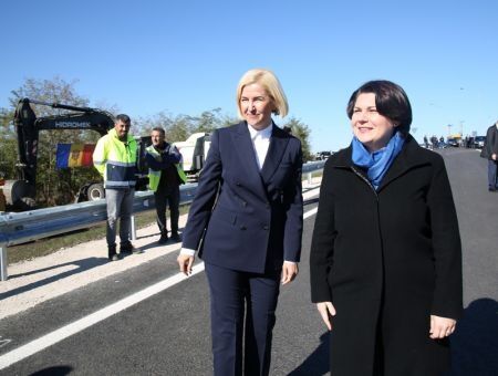 Автотрассы объезжают города Автотрассы объезжают города