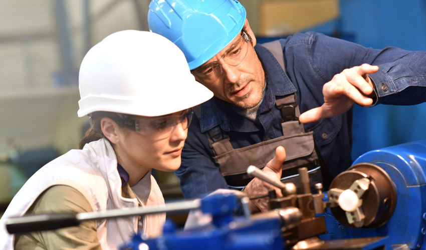 Растет интерес к рабочим профессиям: училища заполнены на 80% Растет интерес к рабочим профессиям: училища заполнены на 80%