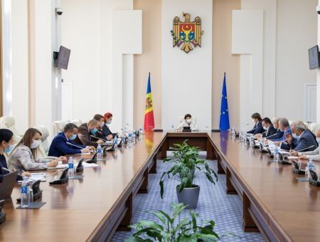 Дорожный фонд вновь обделили Дорожный фонд вновь обделили