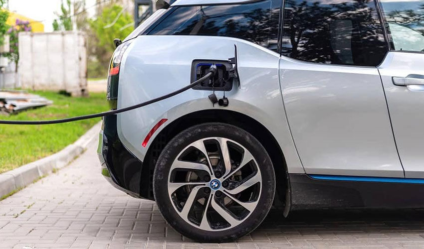 Продажи электромобилей достигли рекорда