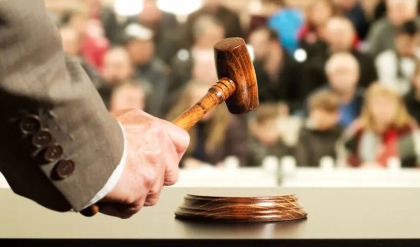 Licitațiile au adus 8 milioane de lei în trezoreria orașului Licitațiile au adus 8 milioane de lei în trezoreria orașului