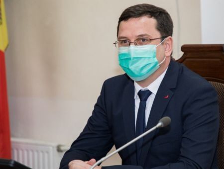 Пенсионную систему решили не банкротить