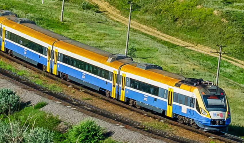 The CFM will track train movements in real time