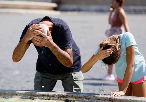 Europa cântă la vioară în timp ce Roma arde